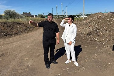 В селе Пруды обсудили темпы ремонта дорог 